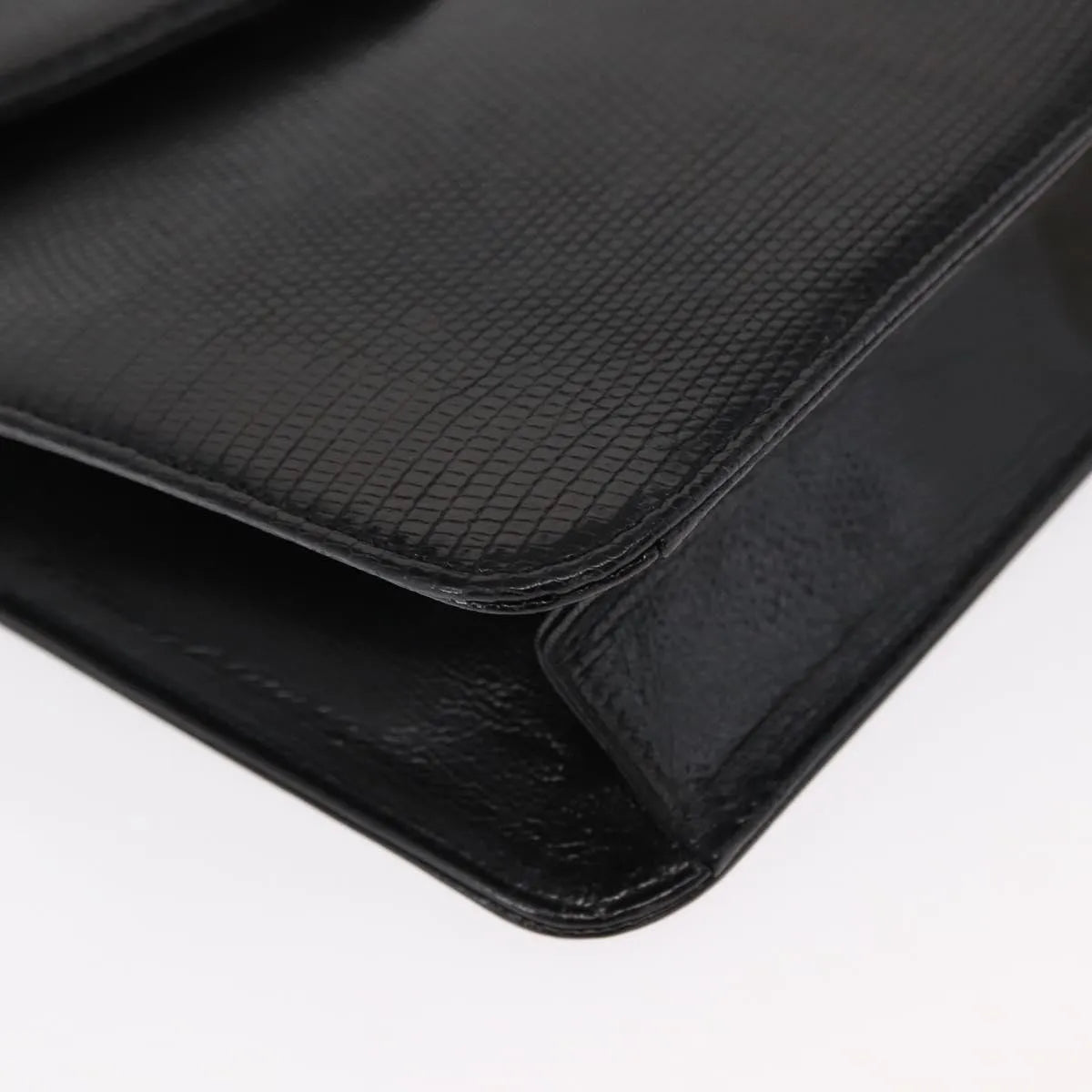 Saint Laurent Vintage Leather Black Leather Shoulder Bag Bag (Pre-Owned)