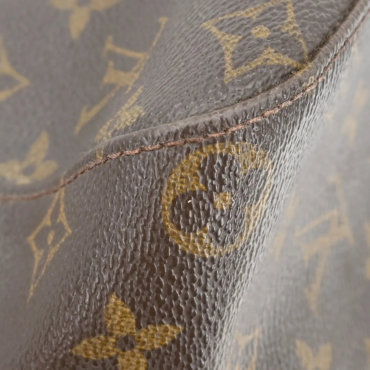 Louis Vuitton Monogram Looping Monogram Canvas Brown Canvas Shoulder Bag Bag (Pre-Owned)
