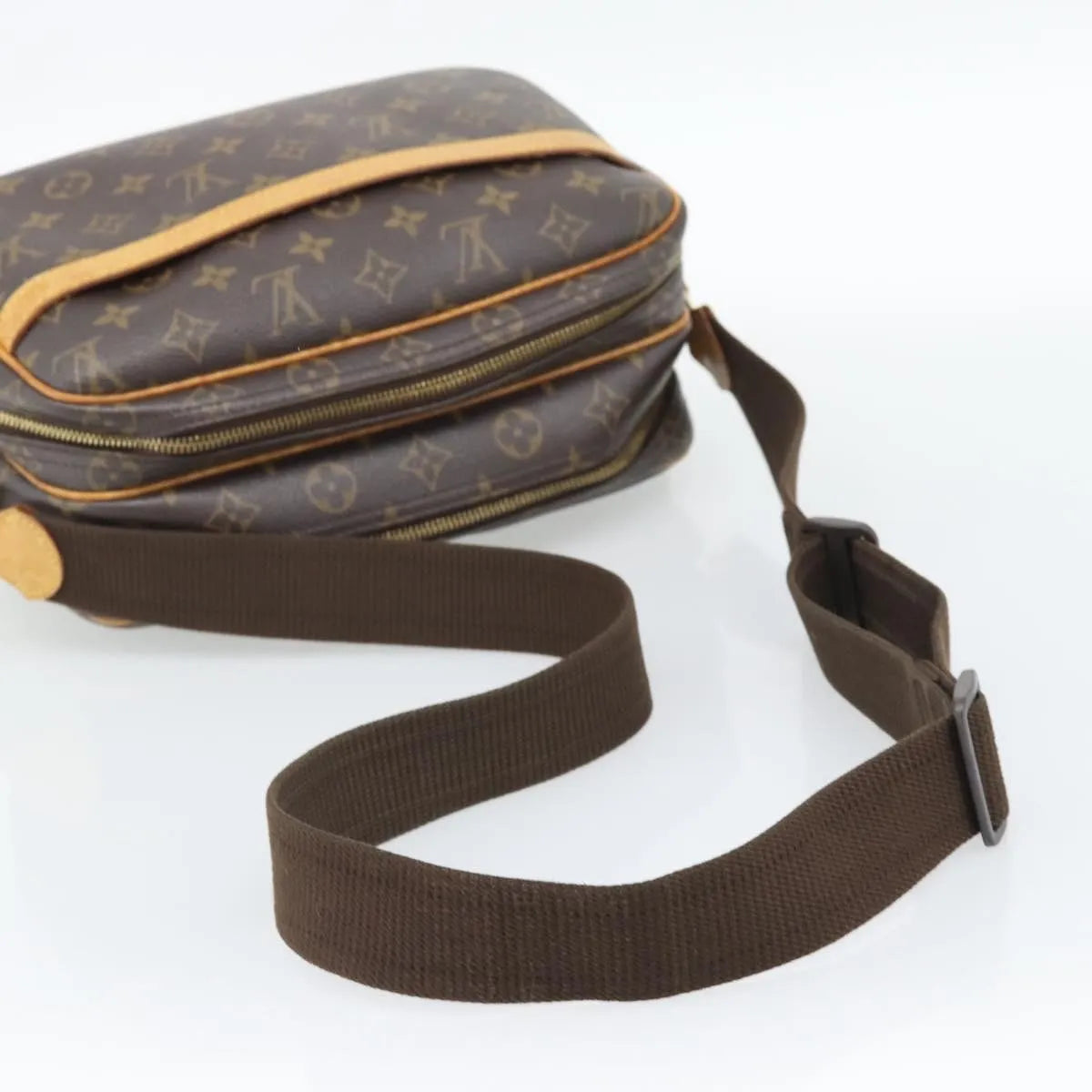 Louis Vuitton Reporter Monogram Brown Canvas Shoulder Bag Bag (Pre-Owned)