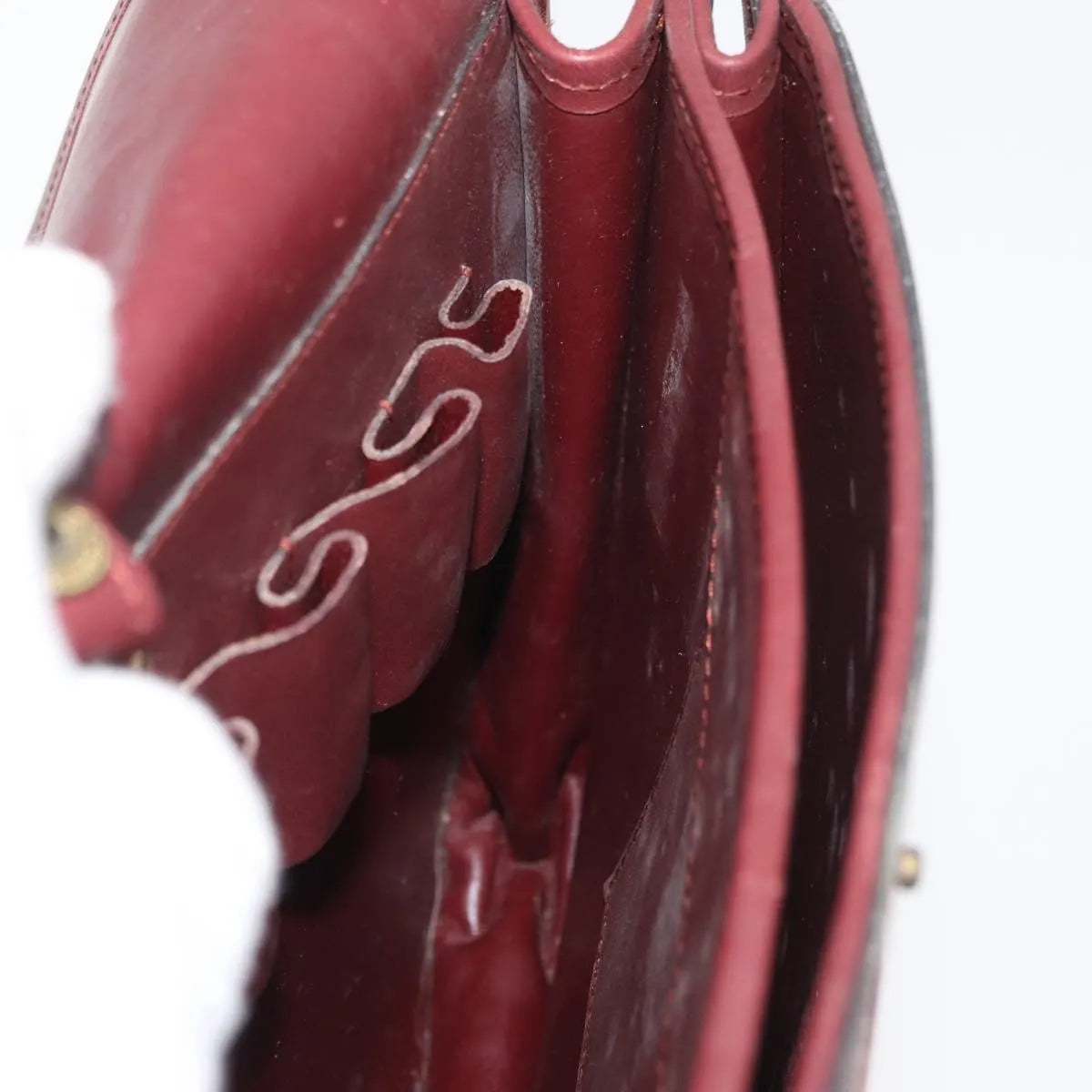 Cartier Must De Cartier Leather Burgundy Leather Shoulder Bag Bag (Pre-Owned)