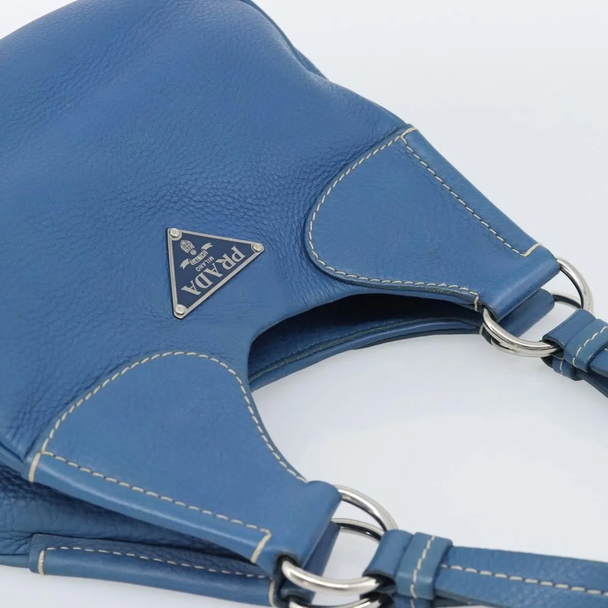 Prada Vitello Daino Convertible Tote Vitello Daino Blue Leather Handbag (Pre-Owned)