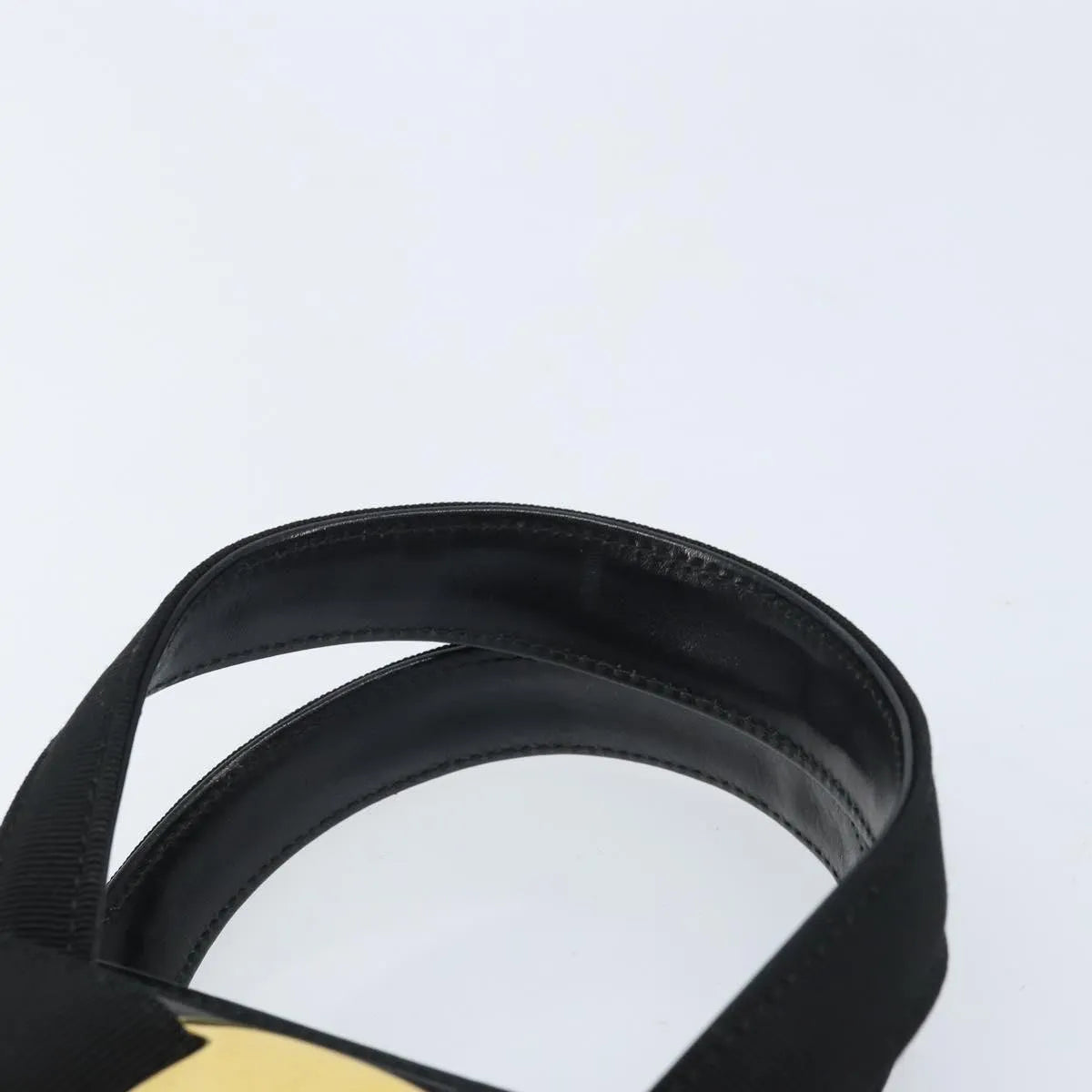Salvatore Ferragamo Convertible Vara Bow Tote Leather Black Leather Handbag (Pre-Owned)