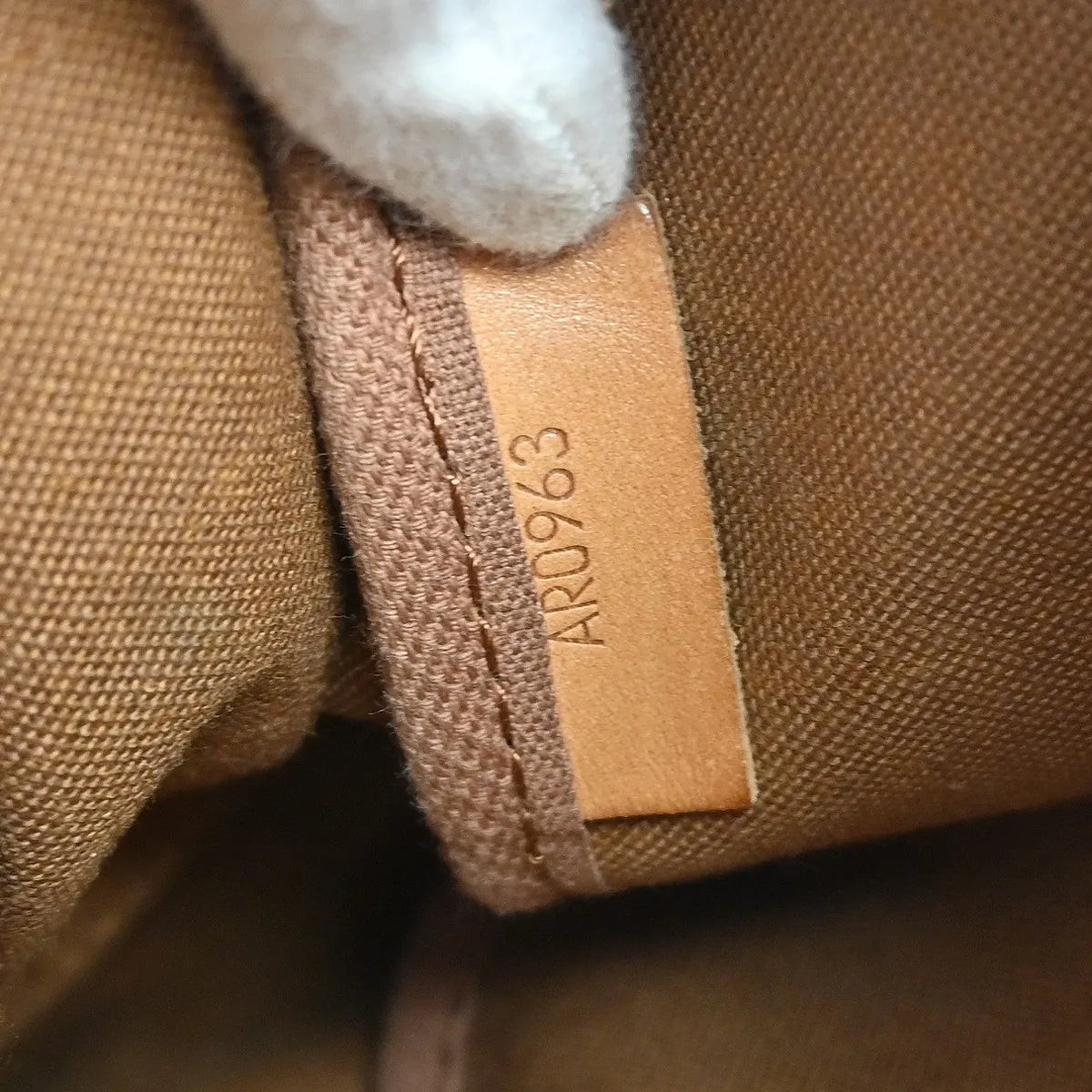 Louis Vuitton Saumur Monogram Canvas Brown Canvas Shoulder Bag Bag (Pre-Owned)