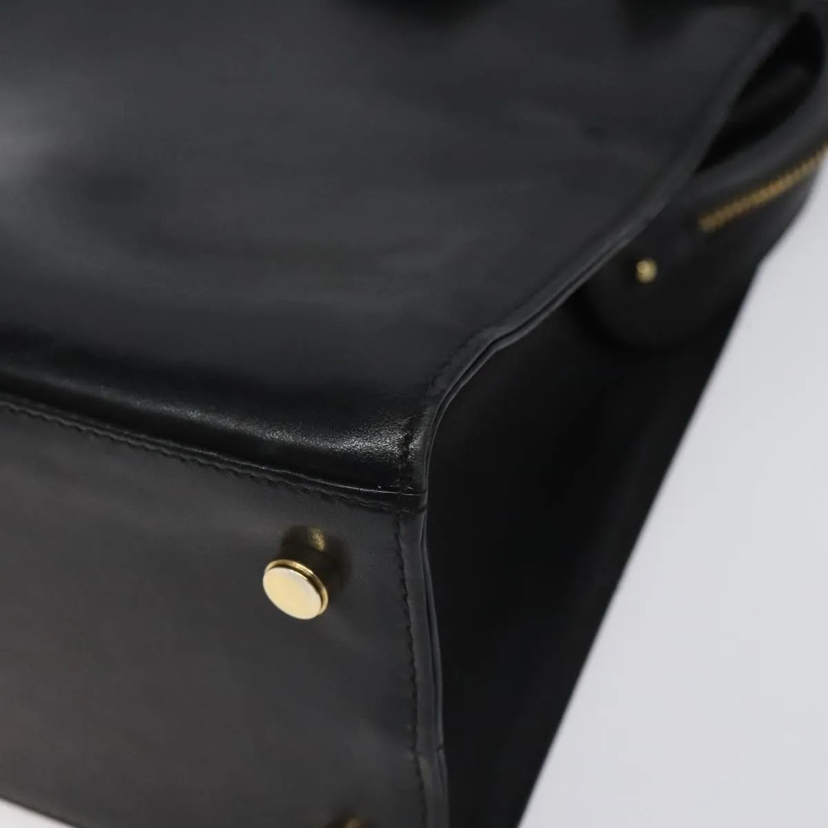 Salvatore Ferragamo Vala Leather Black Leather Shoulder Bag Bag (Pre-Owned)