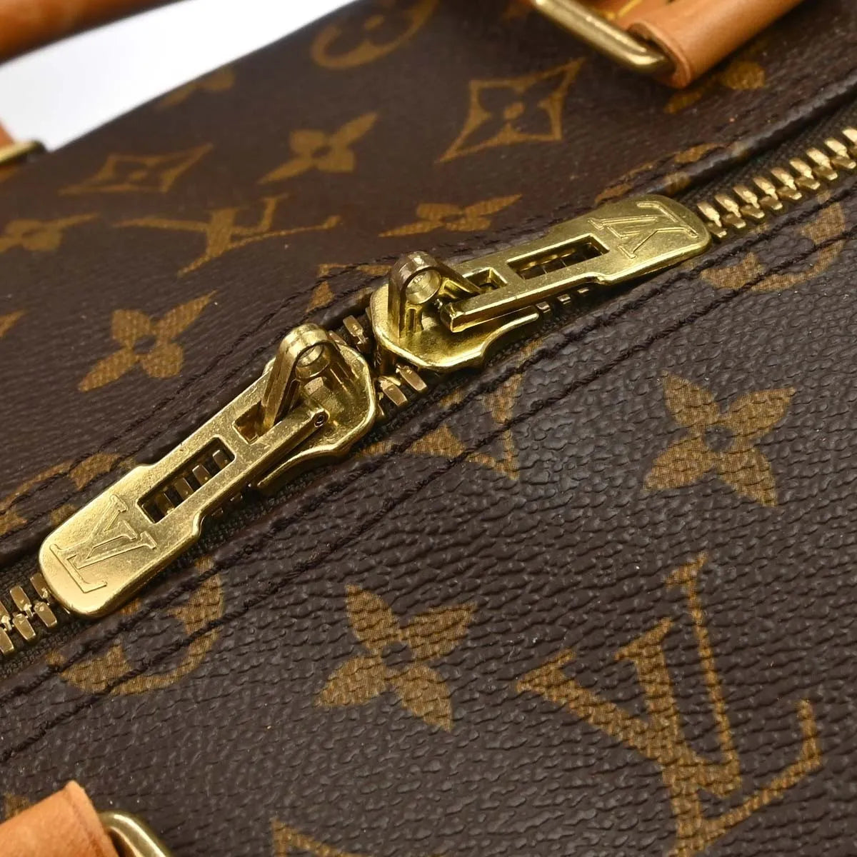 Louis Vuitton Keepall Bandouliere Bag Monogram Canvas Brown Canvas Travel Bag Bag (Pre-Owned)