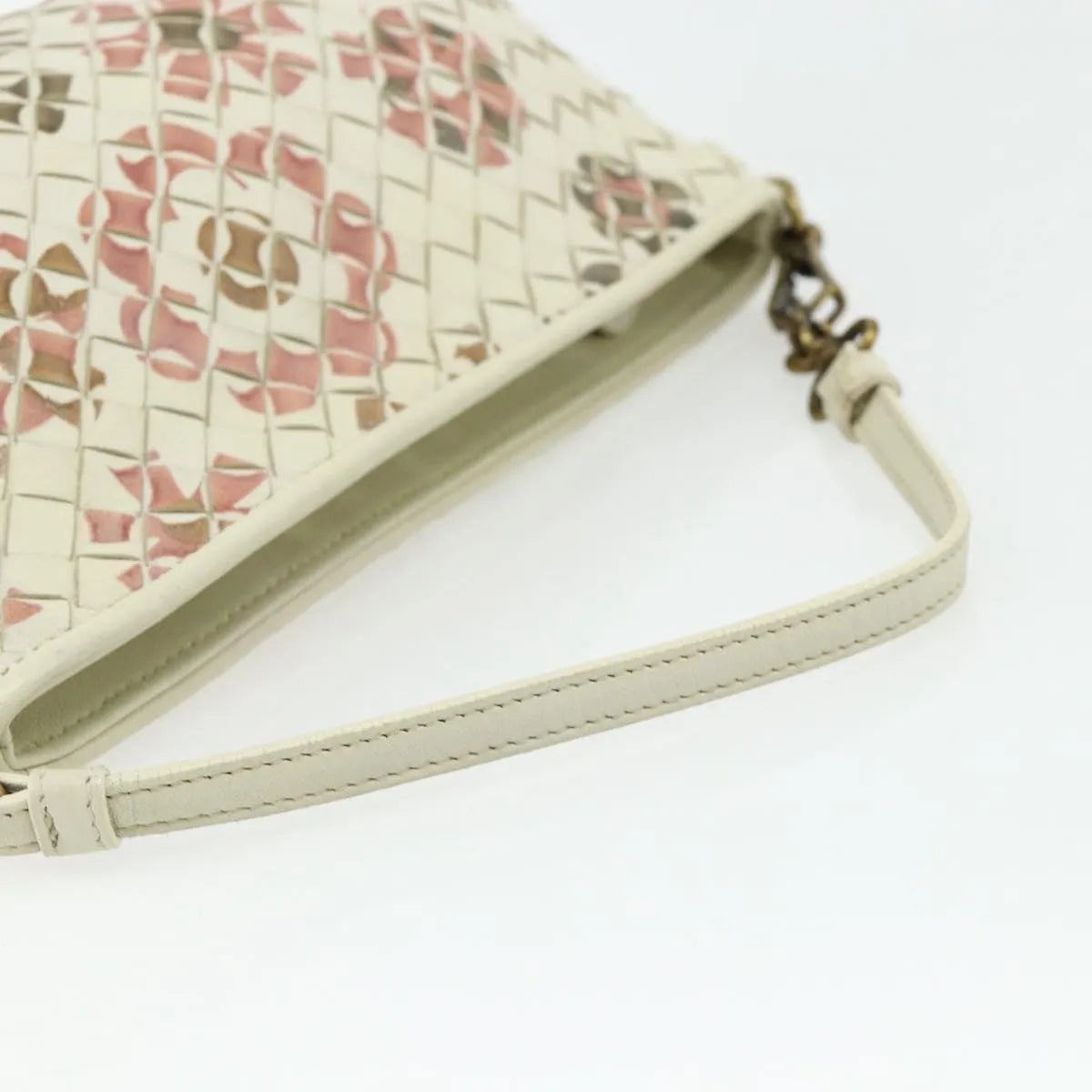 Bottega Veneta Intrecciato Clutch Leather White Leather Clutche & Pouche Bag (Pre-Owned)