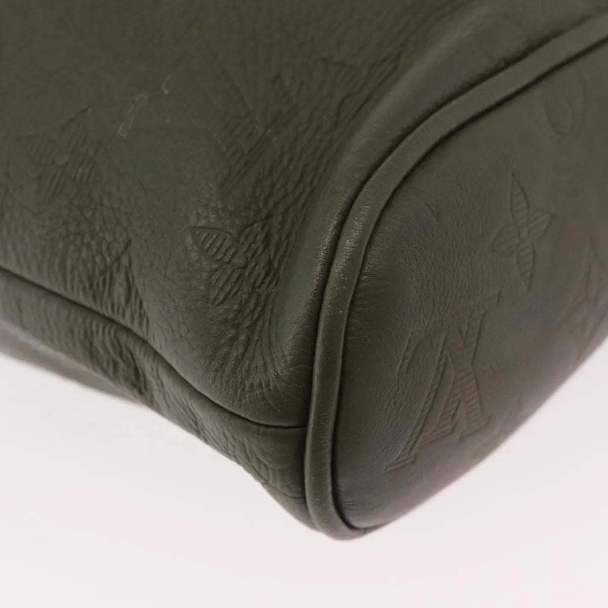 Louis Vuitton Chalk Sling Monogram Shadow Leather Green Canvas Shoulder Bag Bag (Pre-Owned)