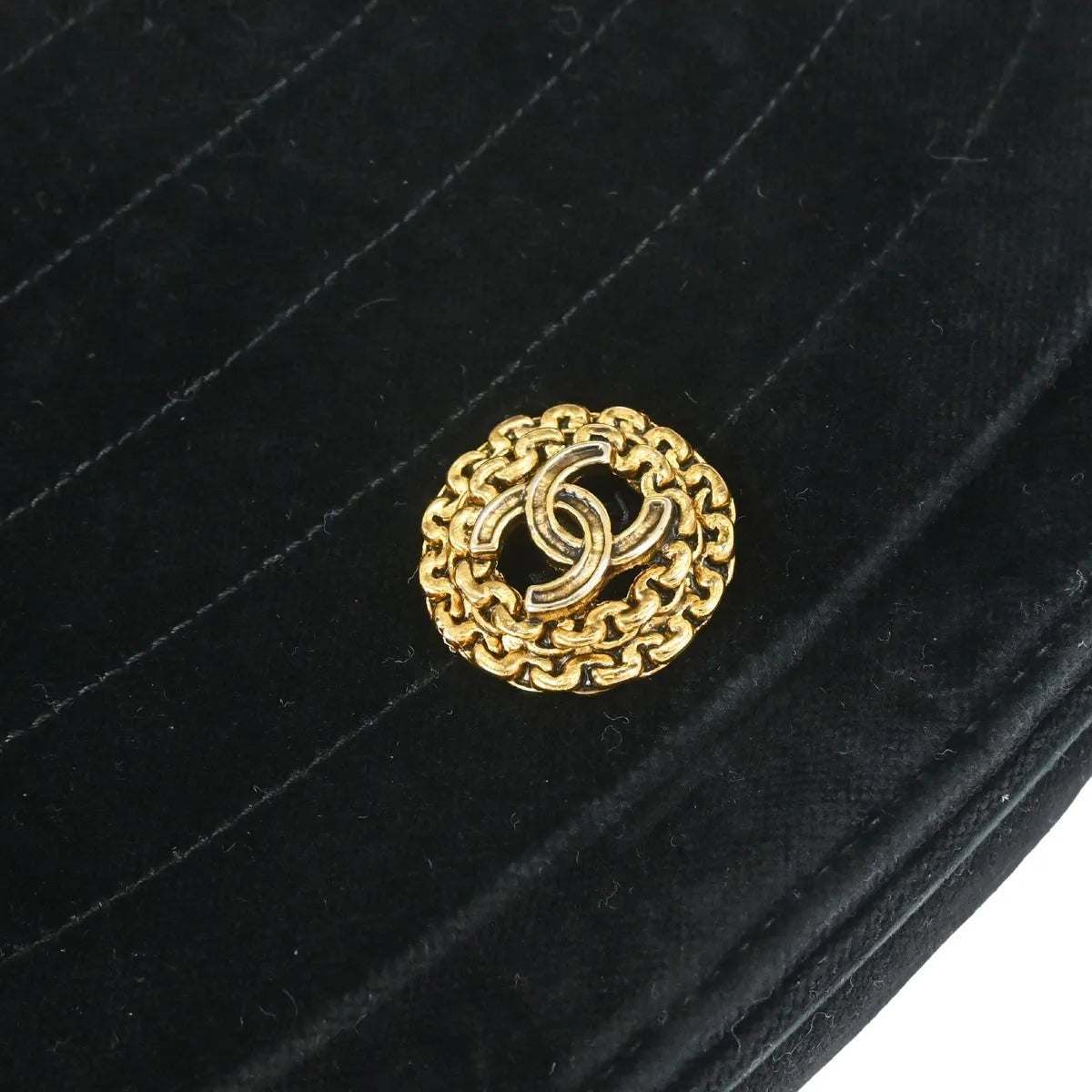 Chanel Vintage Crescent Flap Horizontal Quilted Velvet Black Velvet Shoulder Bag Bag (Pre-Owned)
