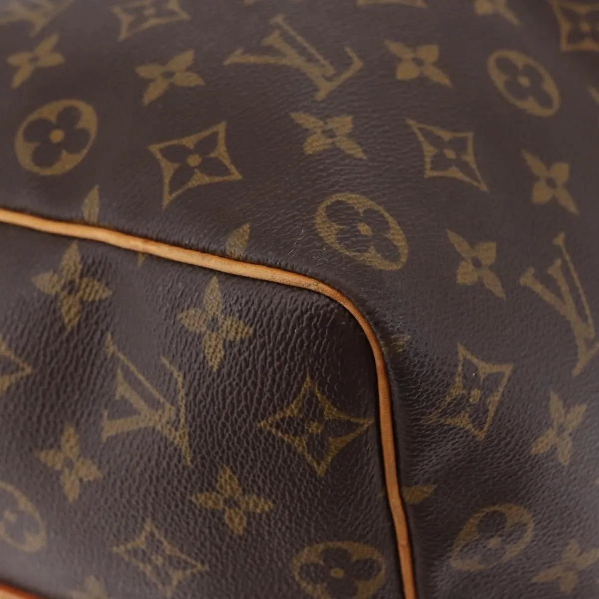 Louis Vuitton Keepall Bandoulière Monogram Brown Canvas Travel Bag Bag (Pre-Owned)