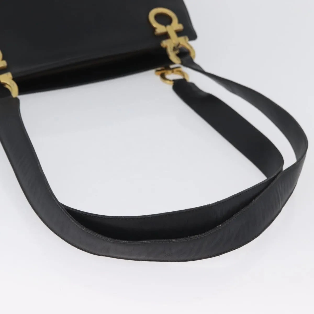 Salvatore Ferragamo Gancini Tote Leather Black Leather Tote Bag Bag (Pre-Owned)