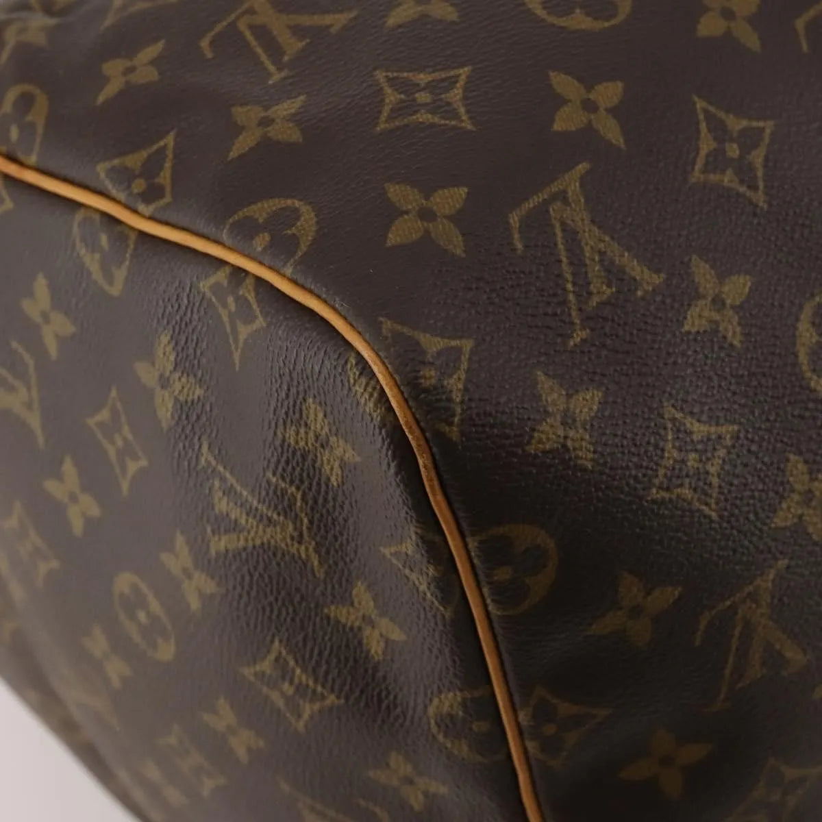 Louis Vuitton Keepall Monogram Canvas Brown Canvas Travel Bag Bag (Pre-Owned)