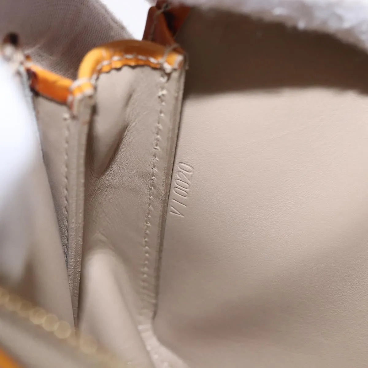 Louis Vuitton Lexington Pochette Monogram Vernis Beige Patent_Leather Clutche & Pouche Bag (Pre-Owned)