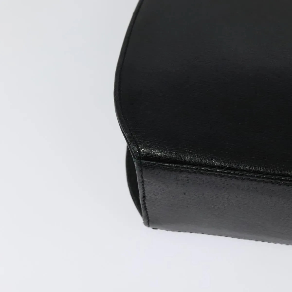 Salvatore Ferragamo Shoulder Leather Black Leather Shoulder Bag Bag (Pre-Owned)