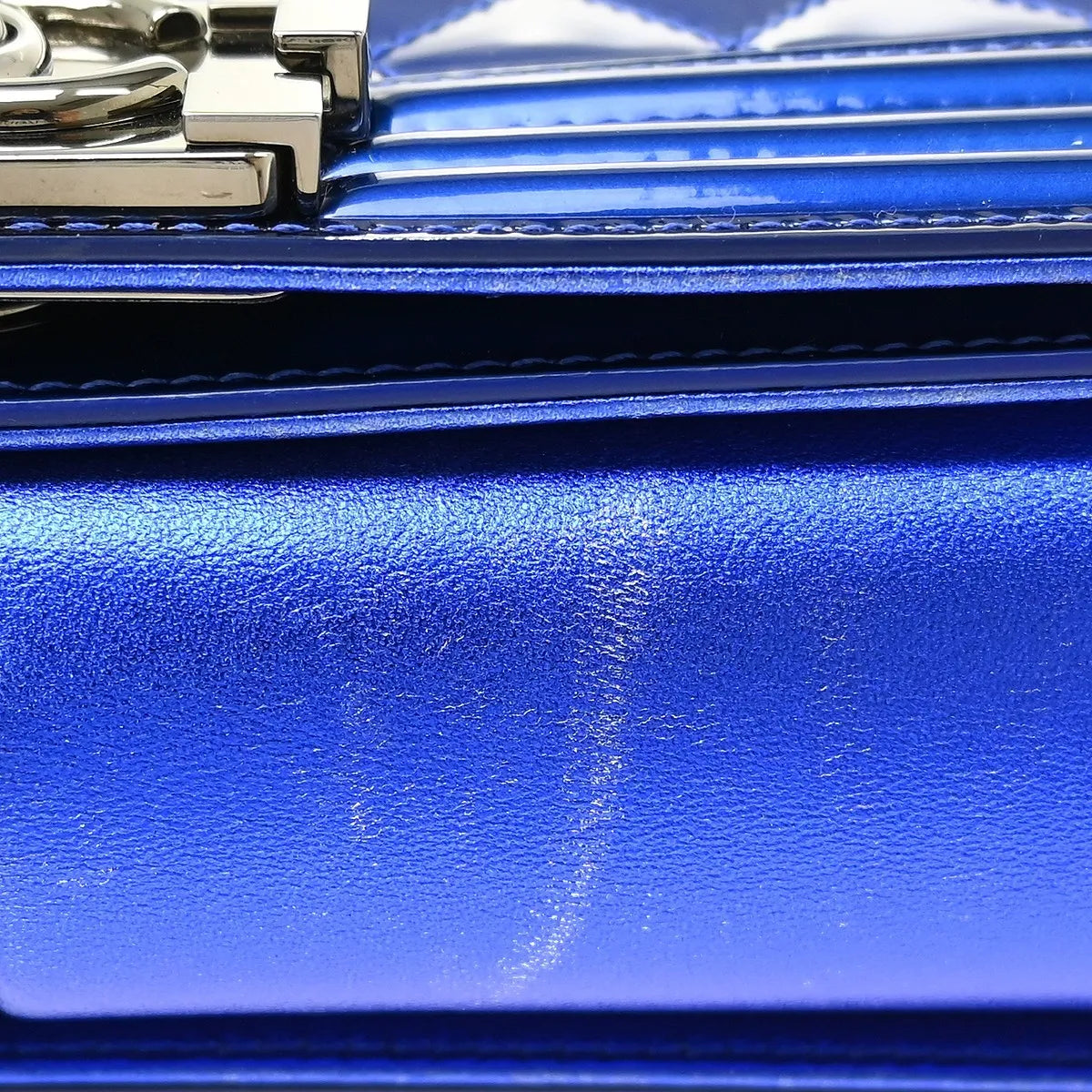 Chanel Boy Flap Quilted Patent Blue Patent_Leather Shoulder Bag Bag (Pre-Owned)