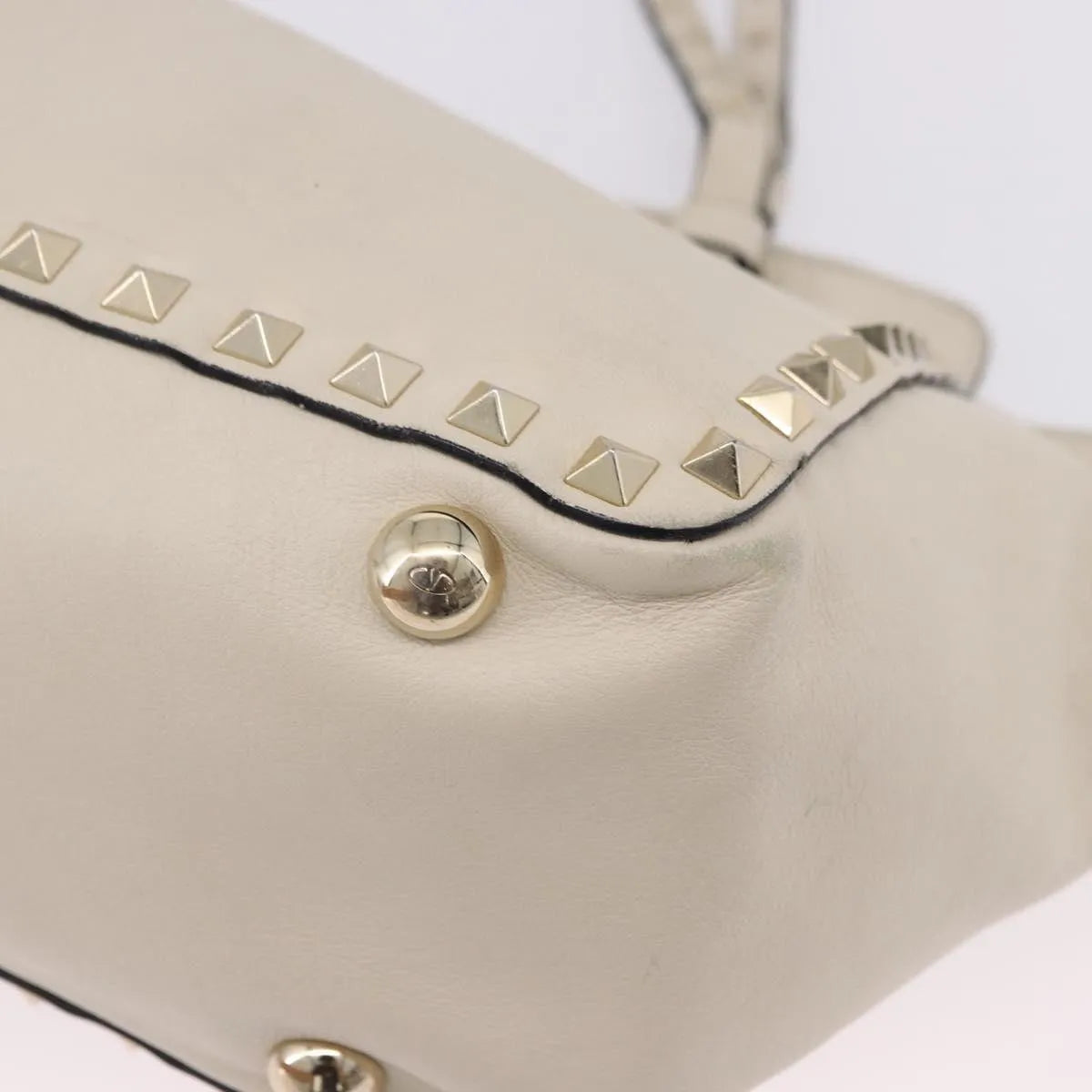Valentino Garavani Rockstud Tote Soft Leather White Leather Tote Bag Bag (Pre-Owned)