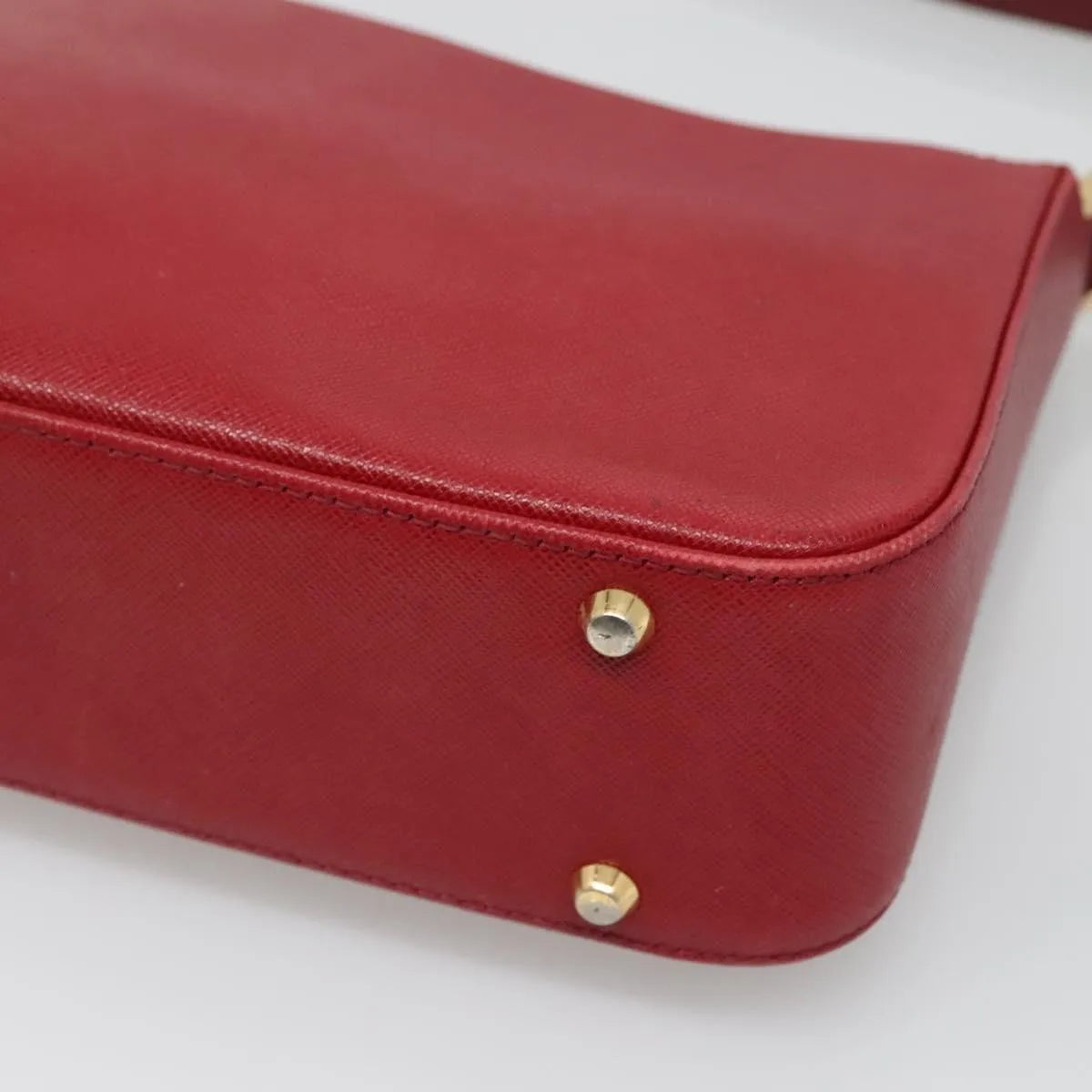 Burberry Vintage Leather Red Leather Shoulder Bag Bag (Pre-Owned)