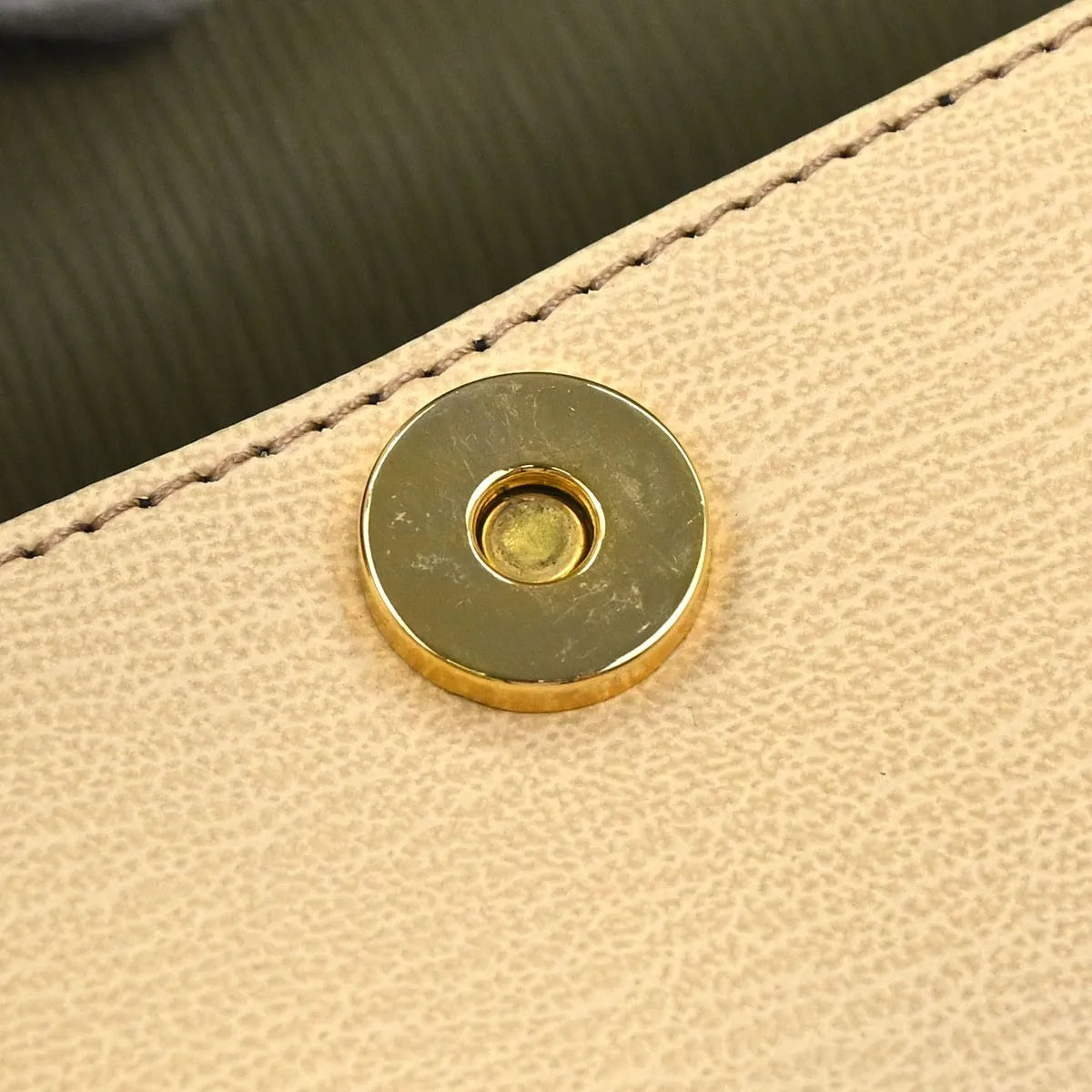 Loewe Vintage Velazquez Top Handle Leather Beige Leather Handbag (Pre-Owned)