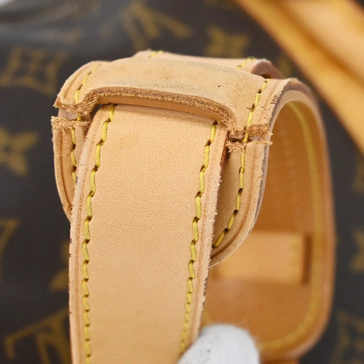 Louis Vuitton Keepall Bandouliere Bag Monogram Canvas Brown Canvas Travel Bag Bag (Pre-Owned)