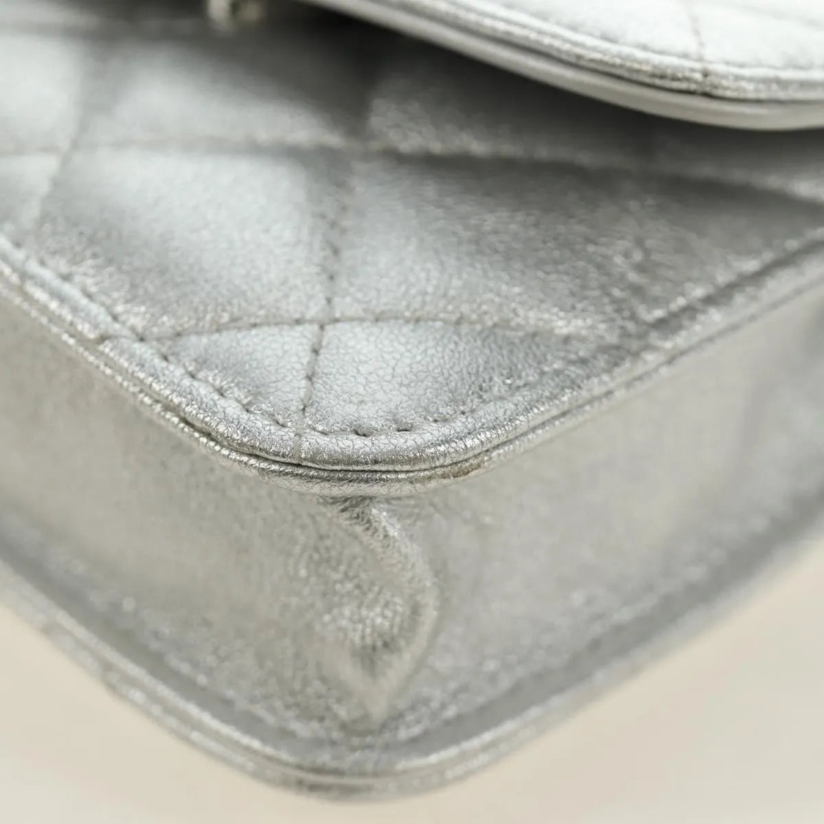 Chanel Cc Star Flap Chain Belt Quilted Lambskin Silver Leather Clutche & Pouche Bag (Pre-Owned)