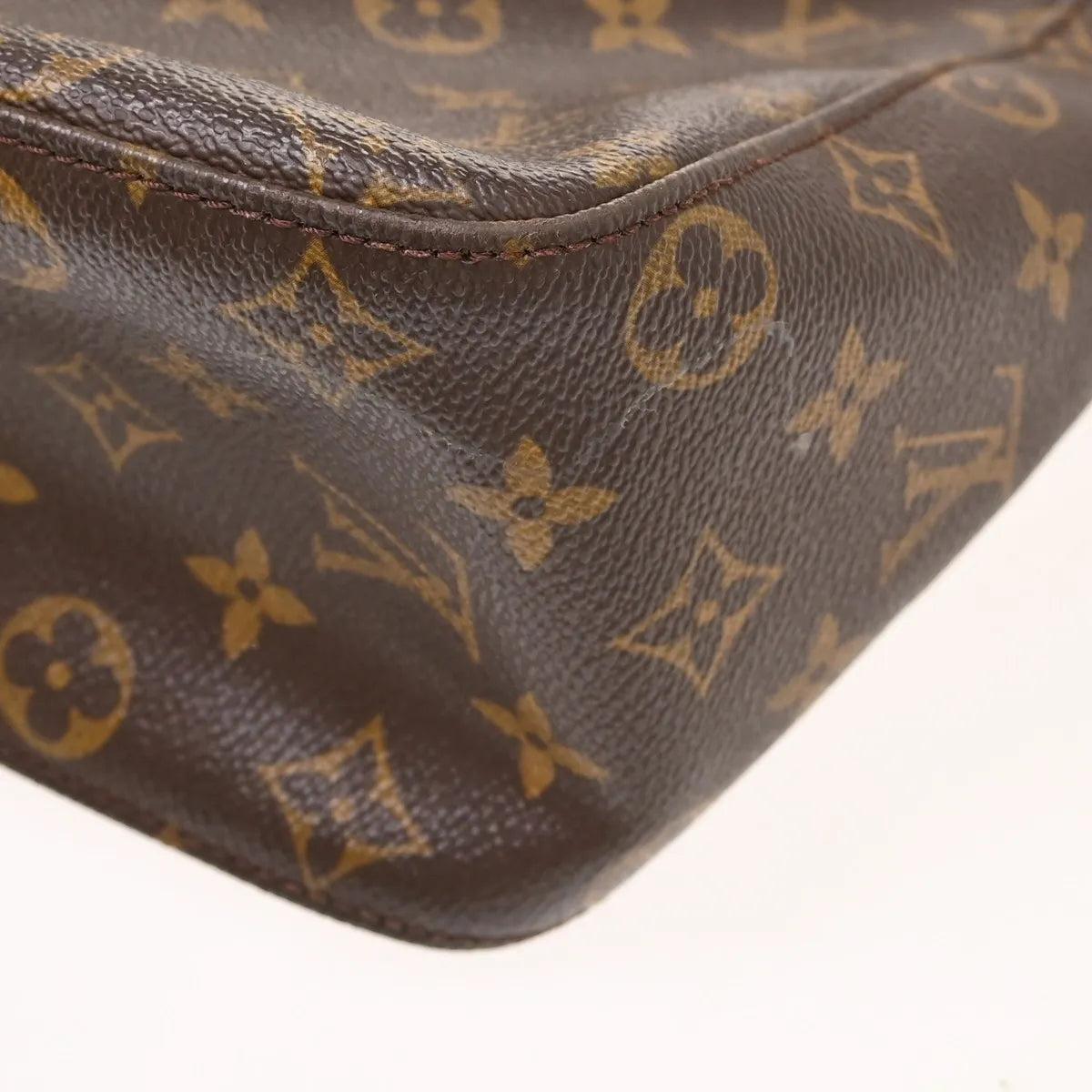 Louis Vuitton Monogram Looping Monogram Canvas Brown Canvas Shoulder Bag Bag (Pre-Owned)