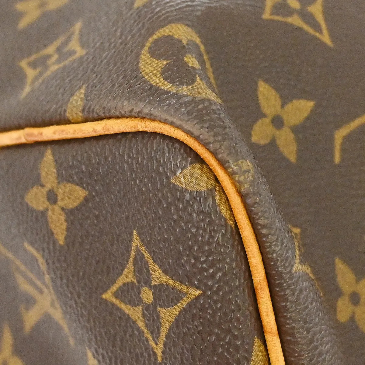 Louis Vuitton Keepall Bandouliere Bag Monogram Canvas Brown Canvas Travel Bag Bag (Pre-Owned)