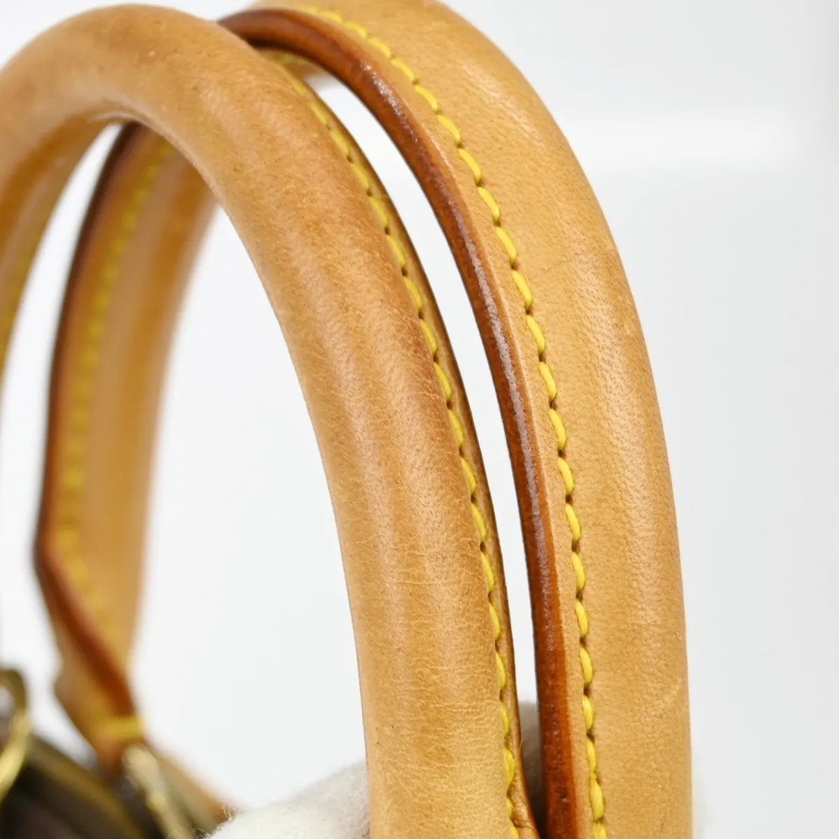 Louis Vuitton Alma Monogram Canvas Brown Canvas Handbag (Pre-Owned)