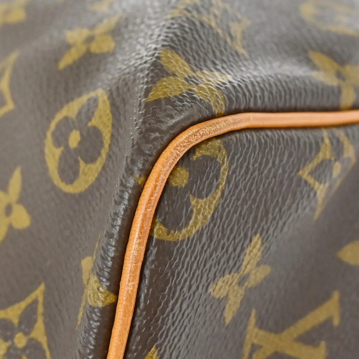 Louis Vuitton Keepall Monogram Canvas Brown Canvas Travel Bag Bag (Pre-Owned)