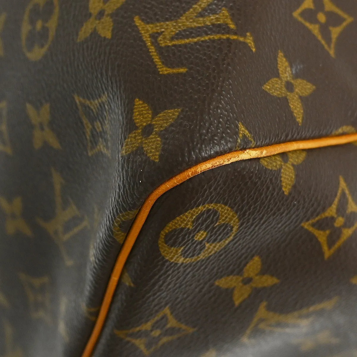 Louis Vuitton Keepall Monogram Canvas Brown Canvas Travel Bag Bag (Pre-Owned)