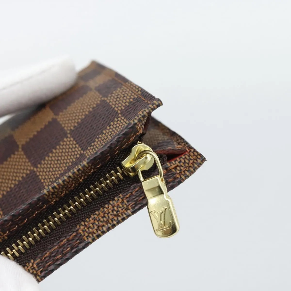 Louis Vuitton Marais Bucket Zip Damier Brown Canvas Clutche & Pouche Bag (Pre-Owned)