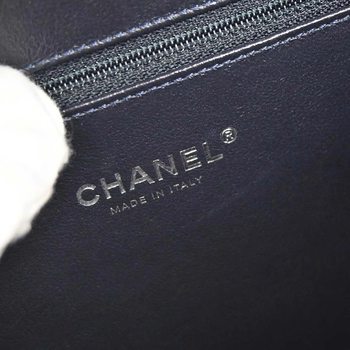 Chanel Filigree Vanity Case Quilted Caviar With Striped Leather Navy Leather Clutche & Pouche Bag (Pre-Owned)