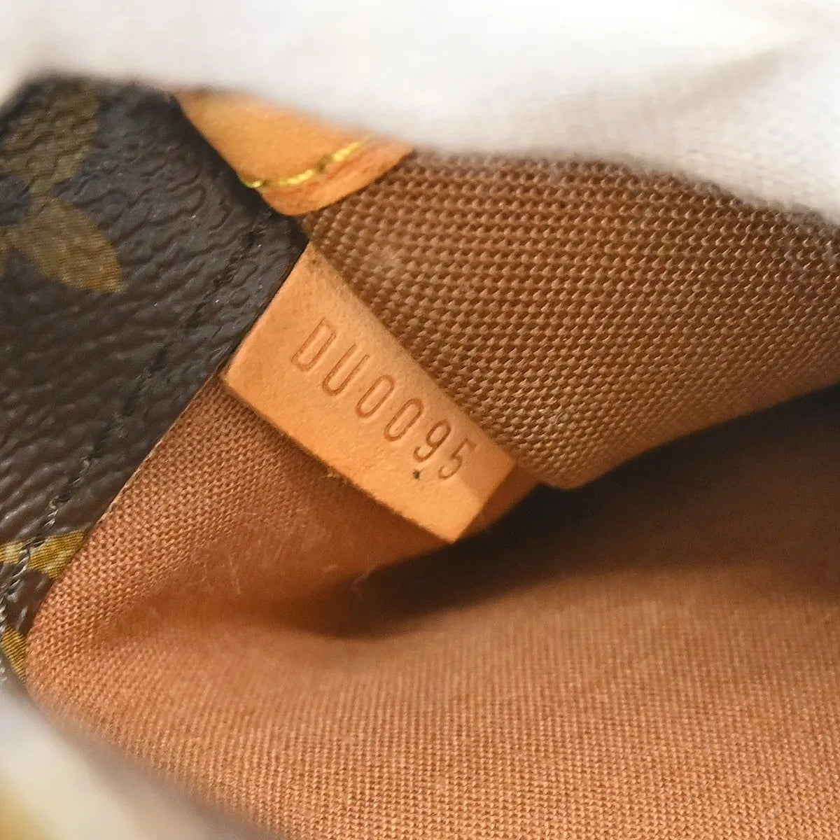 Louis Vuitton Popincourt Monogram Canvas Brown Canvas Shoulder Bag Bag (Pre-Owned)