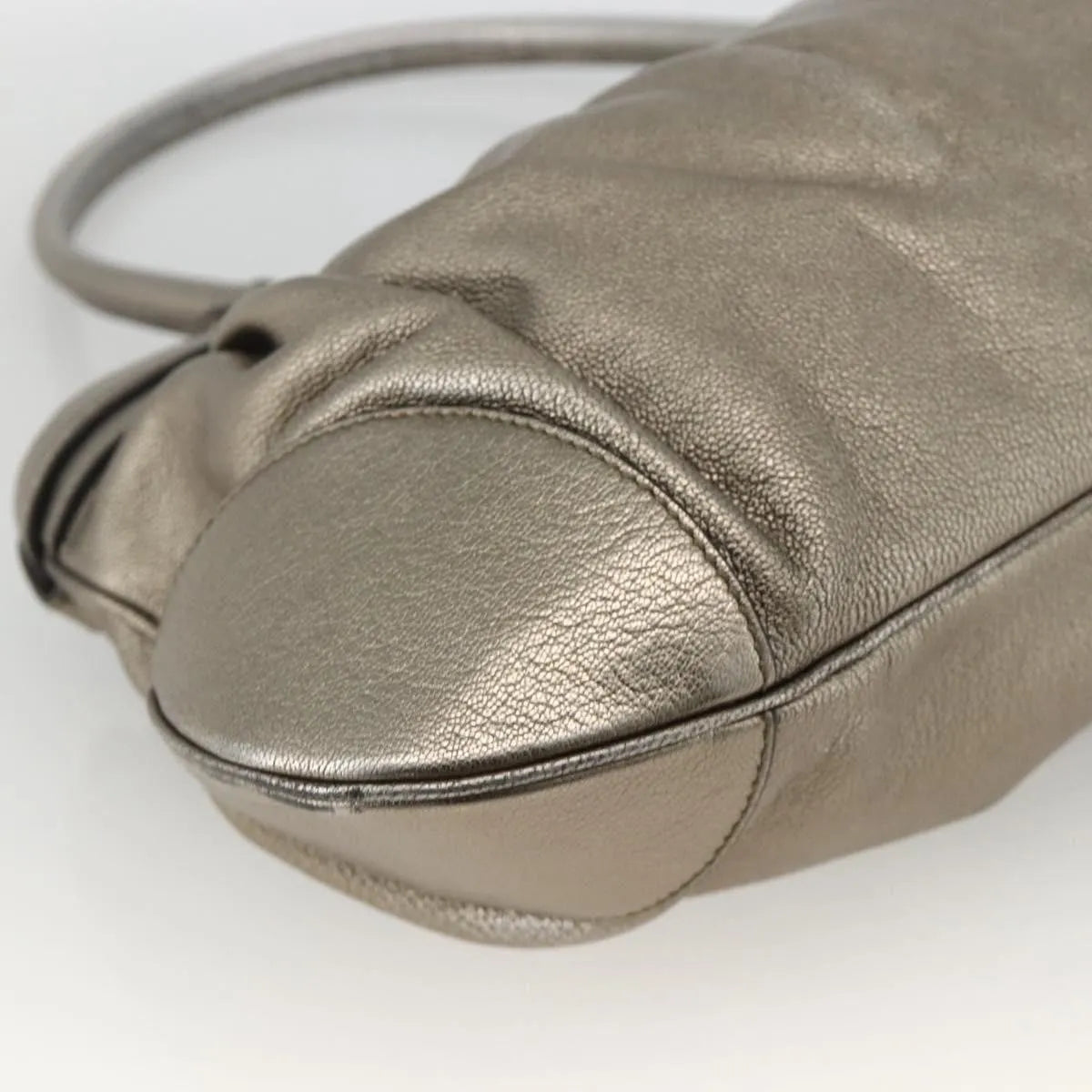Salvatore Ferragamo Gancini Leather Silver Leather Handbag (Pre-Owned)