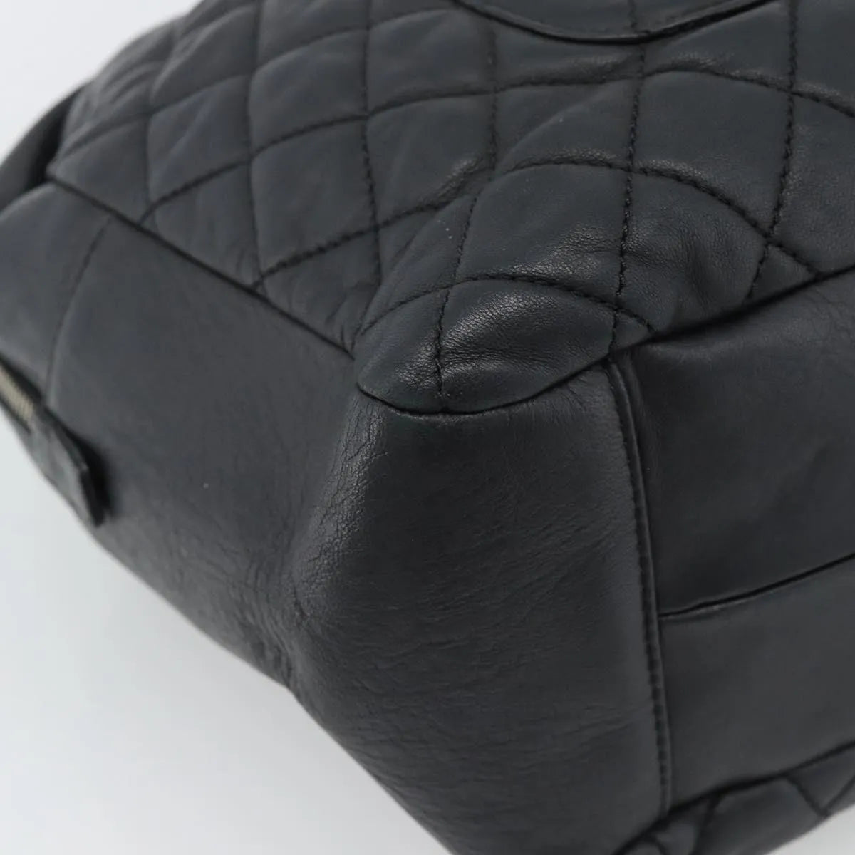 Chanel Reissue 2.55 Tote Quilted Calfskin Black Leather Handbag (Pre-Owned)