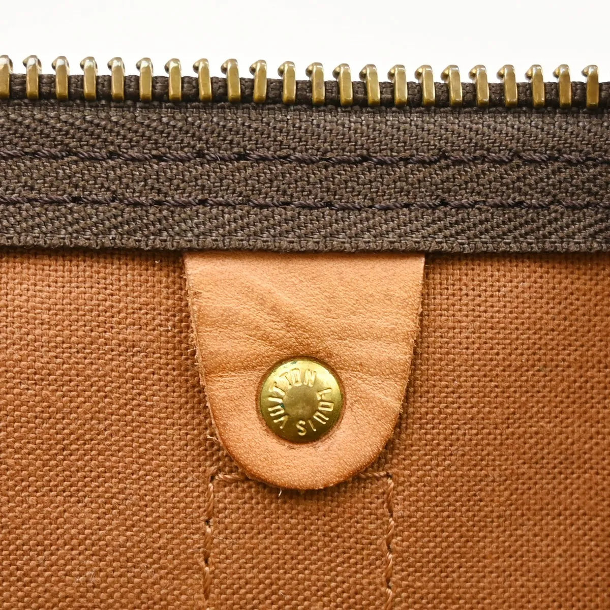 Louis Vuitton Keepall Bag Monogram Canvas Brown Canvas Travel Bag Bag (Pre-Owned)