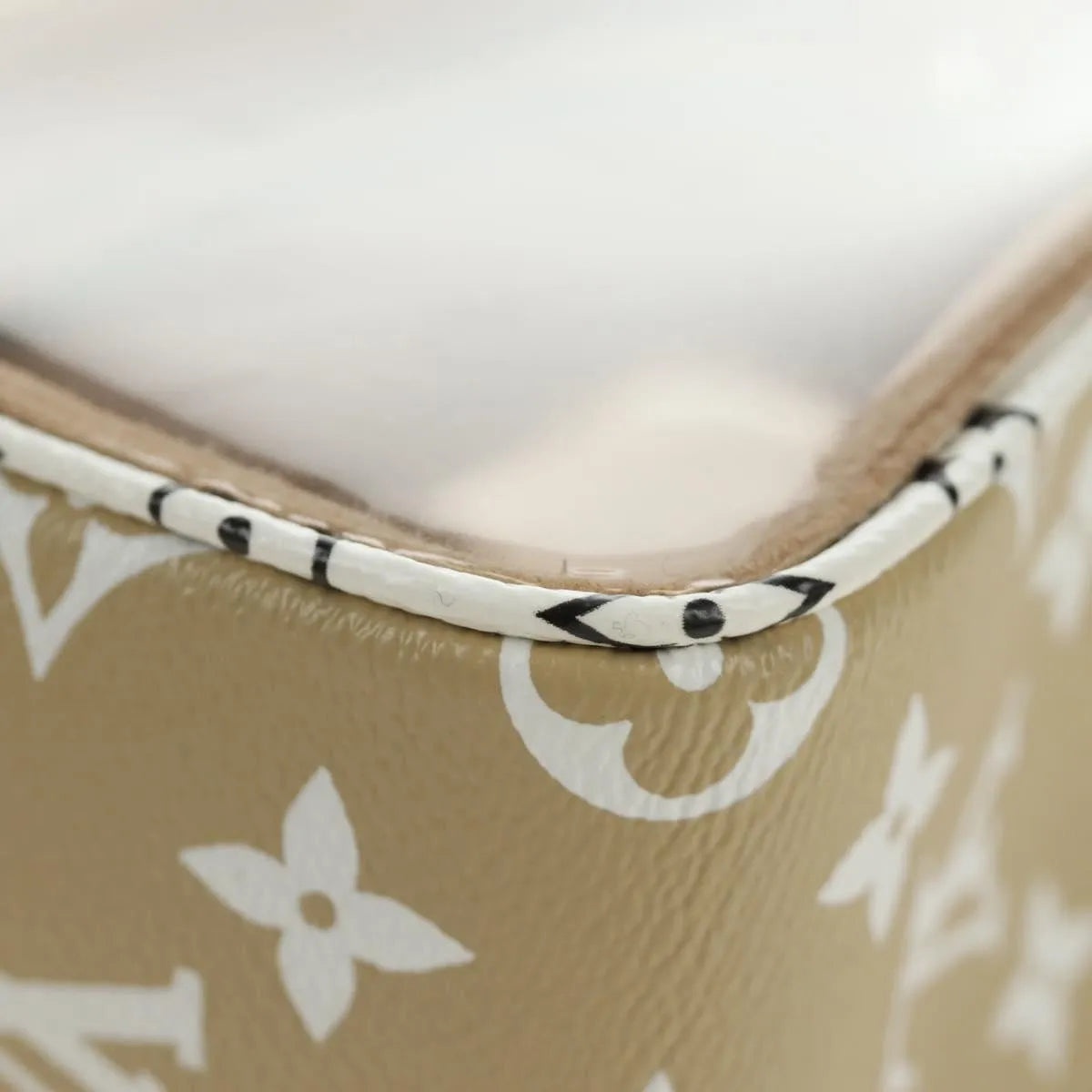 Louis Vuitton Beach Limited Edition Colored Monogram Giant Green Canvas Clutche & Pouche Bag (Pre-Owned)