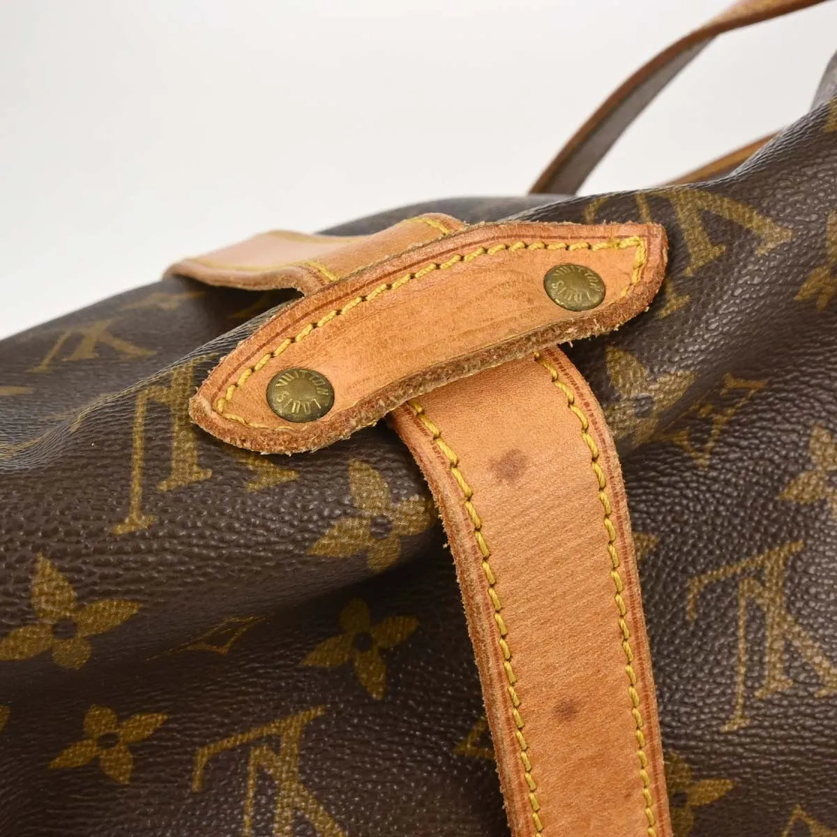 Louis Vuitton Saumur Monogram Canvas Brown Canvas Shoulder Bag Bag (Pre-Owned)