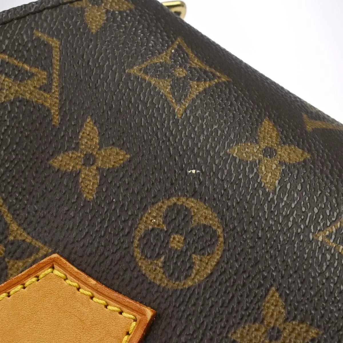 Louis Vuitton Ellipse Monogram Canvas Brown Canvas Shoulder Bag Bag (Pre-Owned)