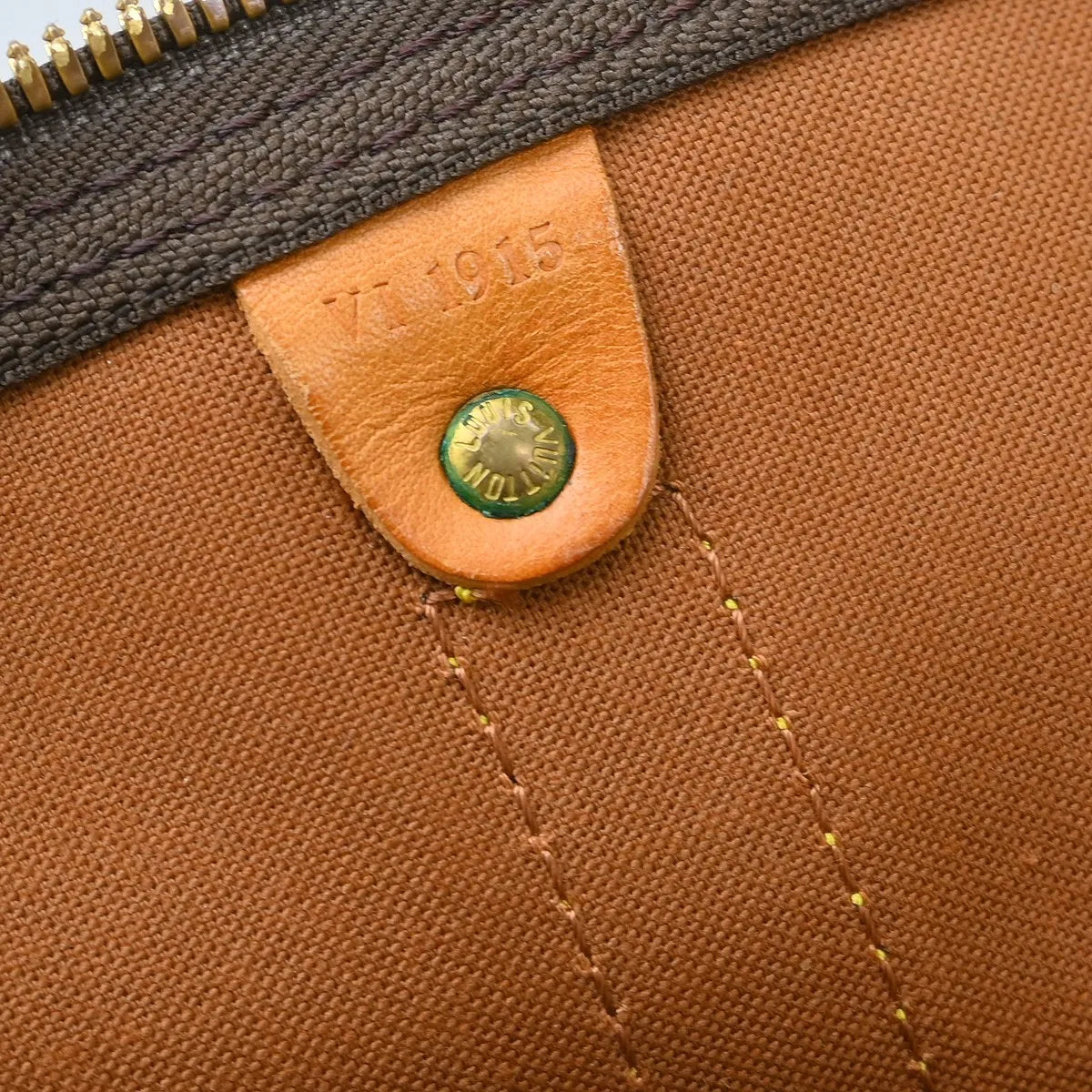 Louis Vuitton Keepall Bandouliere Bag Monogram Canvas Brown Canvas Travel Bag Bag (Pre-Owned)