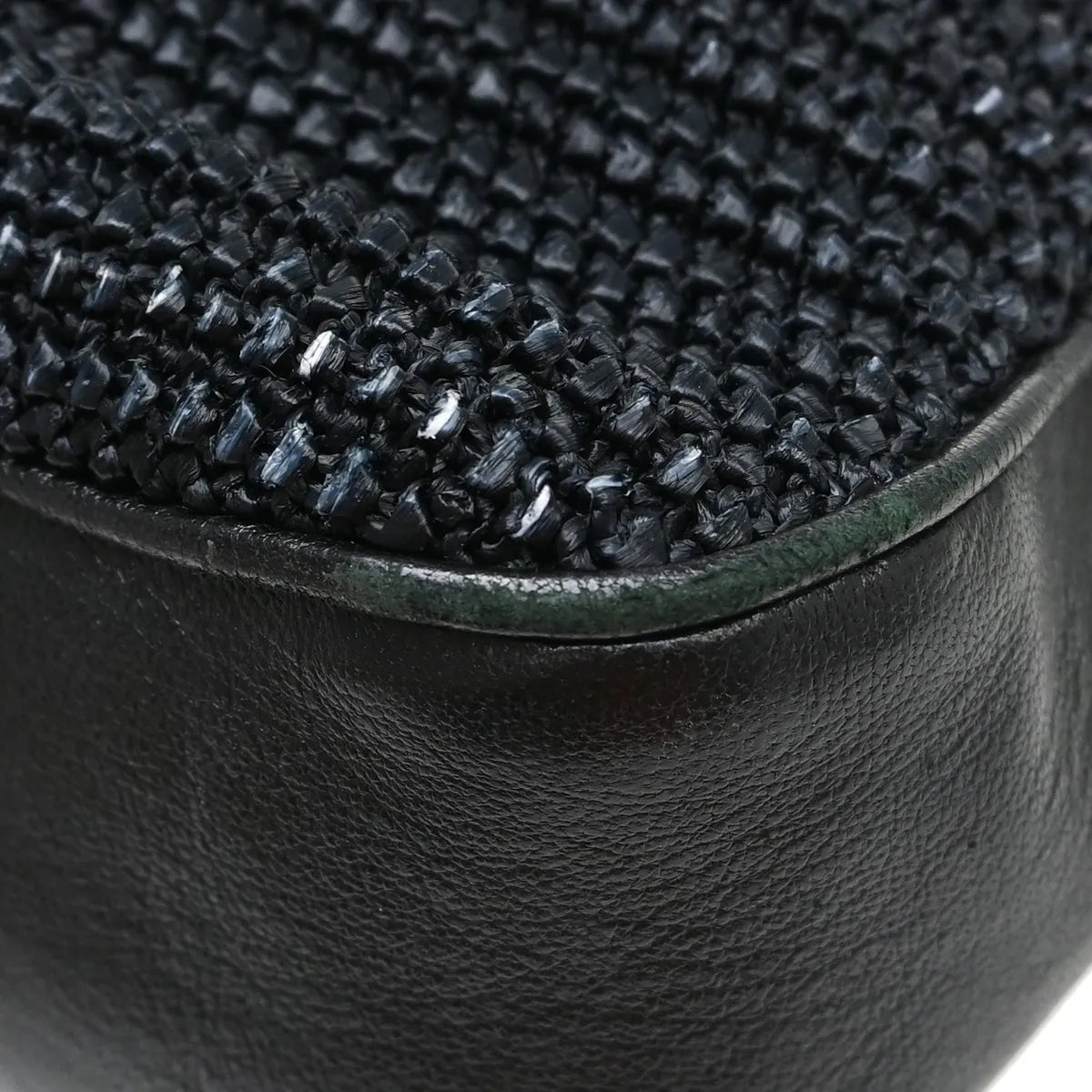 Saint Laurent Lou Camera Raffia Black Leather Handbag (Pre-Owned)