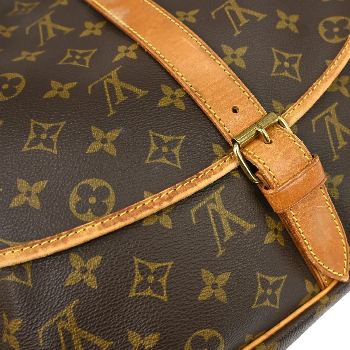 Louis Vuitton Saumur Monogram Brown Canvas Shoulder Bag Bag (Pre-Owned)