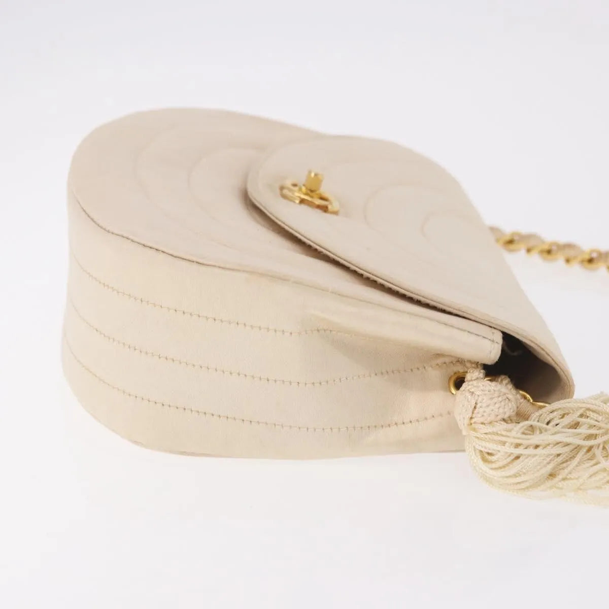 Chanel Vintage Round Flap Satin Beige Satin Shoulder Bag Bag (Pre-Owned)