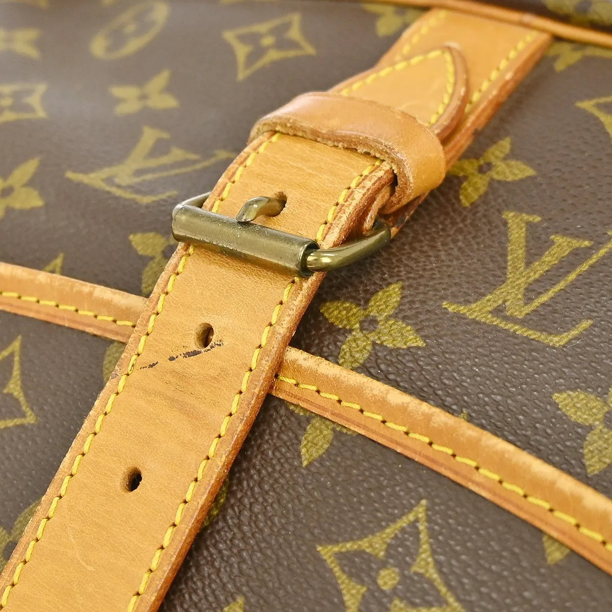 Louis Vuitton Saumur Monogram Canvas Brown Canvas Shoulder Bag Bag (Pre-Owned)
