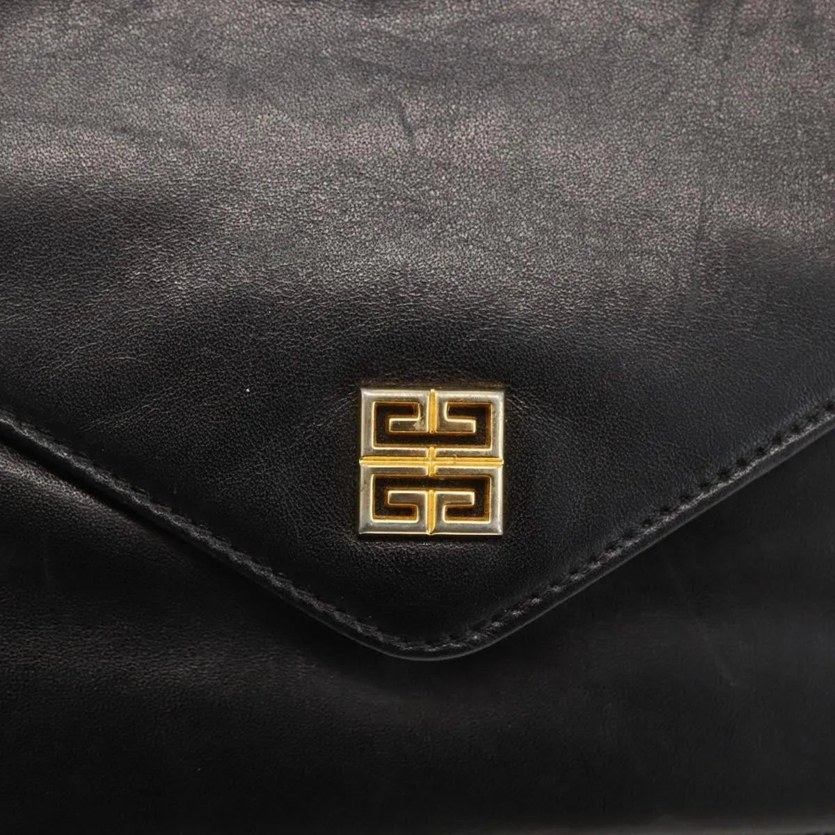 Givenchy Vintage 4G Leather Black Leather Shoulder Bag Bag (Pre-Owned)