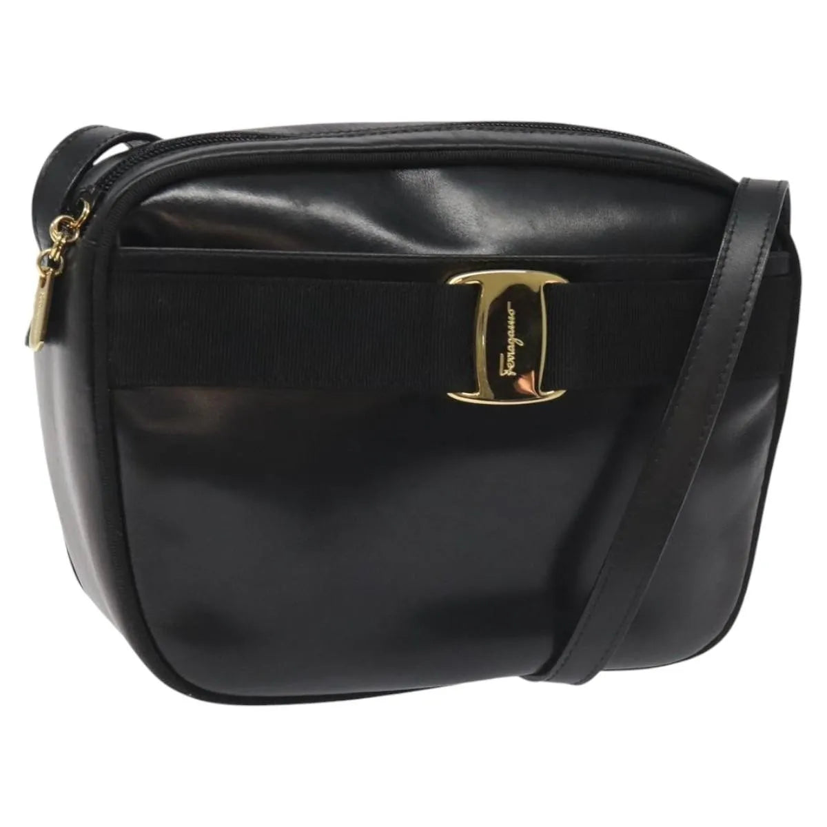 Salvatore Ferragamo Vara Bow Camera Leather Black Leather Shoulder Bag Bag (Pre-Owned)