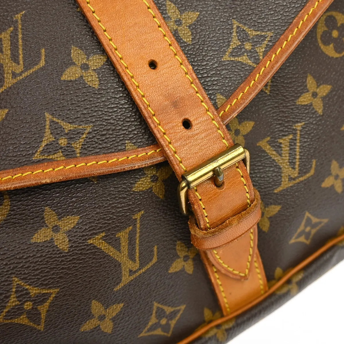 Louis Vuitton Saumur Monogram Brown Canvas Shoulder Bag Bag (Pre-Owned)