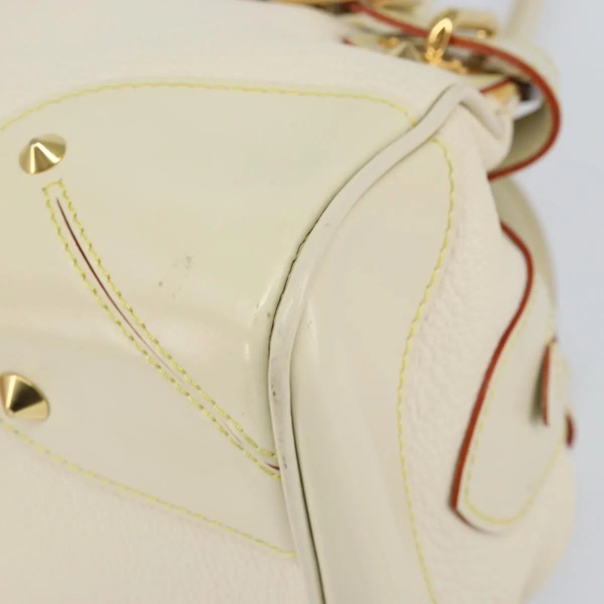 Louis Vuitton Suhali Le Radieux Leather White Leather Handbag (Pre-Owned)