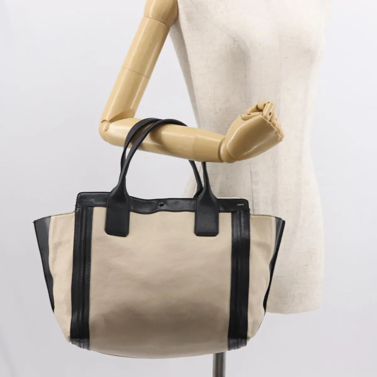 Chloe Alison East West Tote Leather Beige Leather Tote Bag Bag (Pre-Owned)