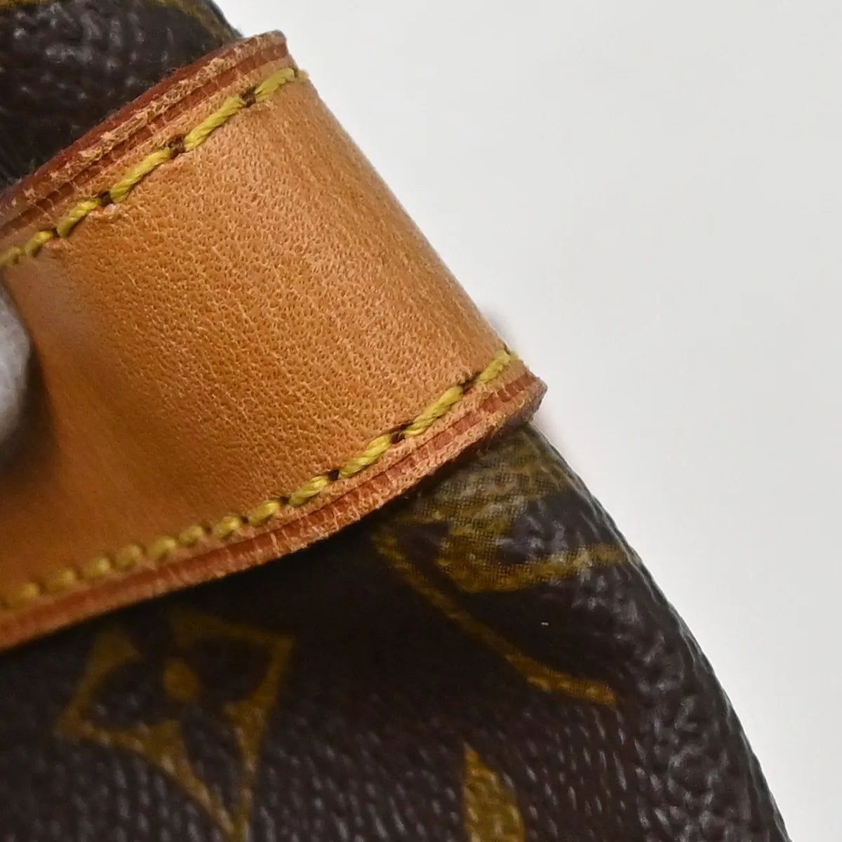Louis Vuitton Keepall Monogram Brown Canvas Travel Bag Bag (Pre-Owned)