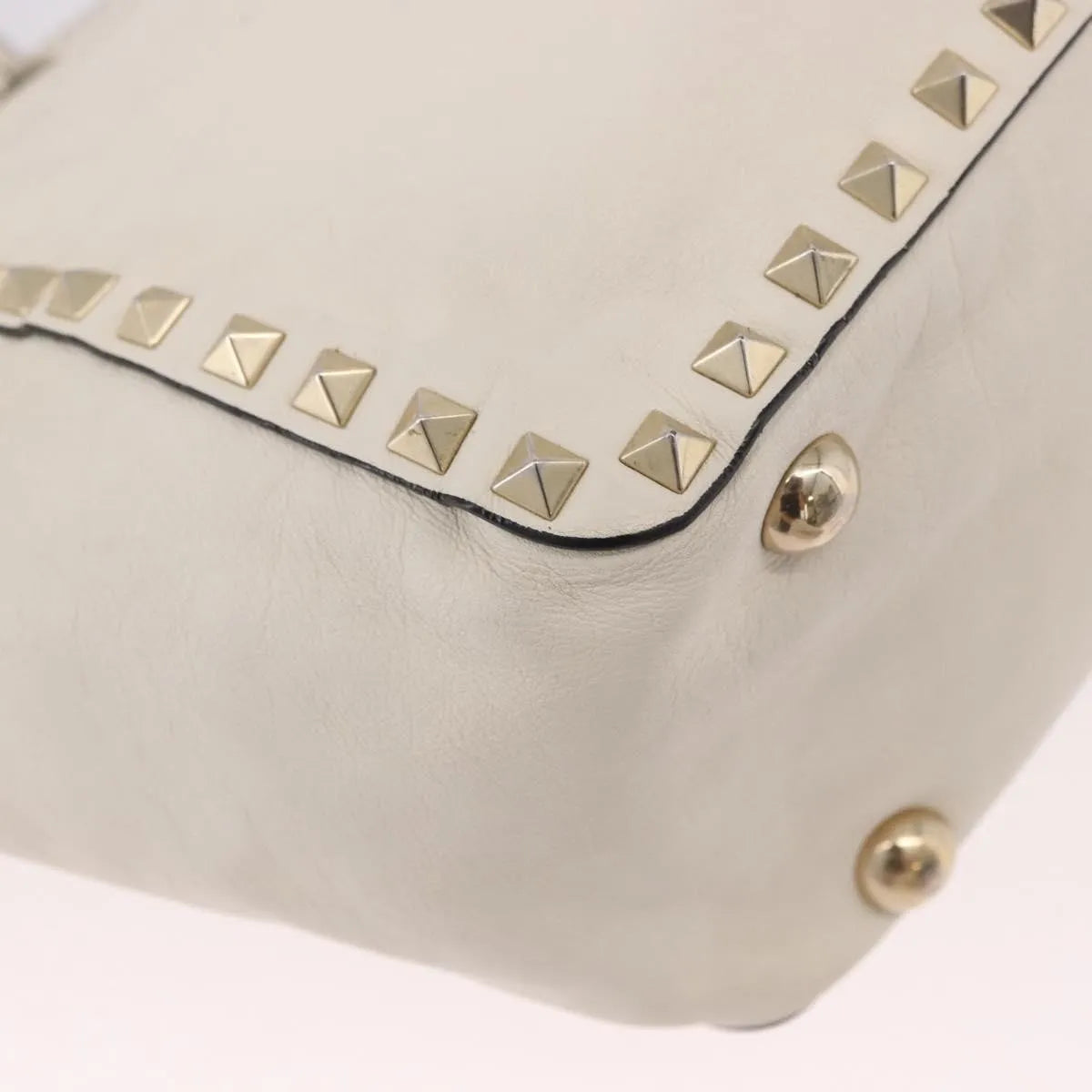 Valentino Garavani Rockstud Tote Soft Leather White Leather Tote Bag Bag (Pre-Owned)