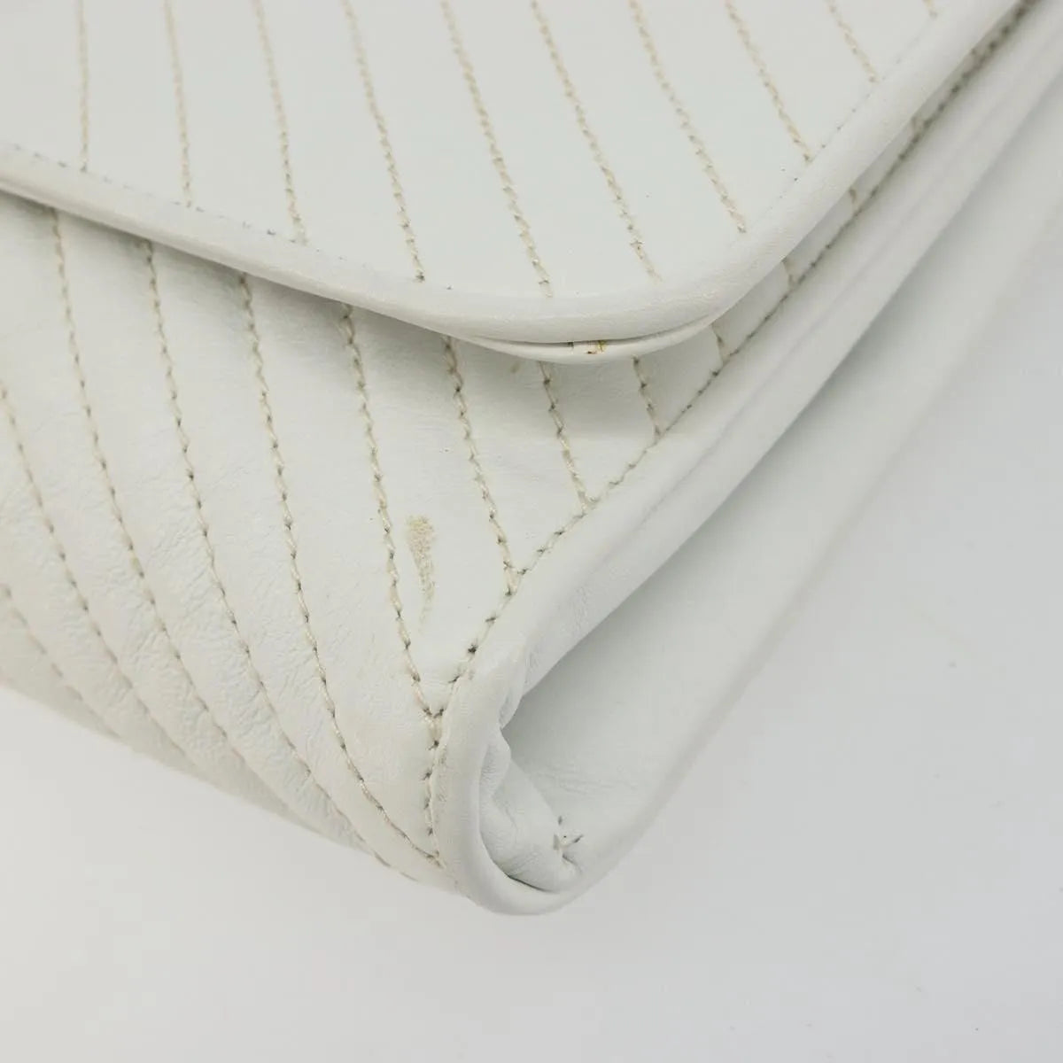Celine Vintage Flap Quilted Leather White Leather Shoulder Bag Bag (Pre-Owned)